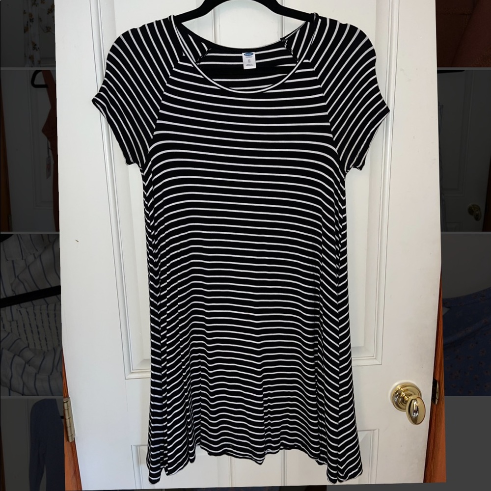 Old Navy Black and White Striped T-Shirt Dress
